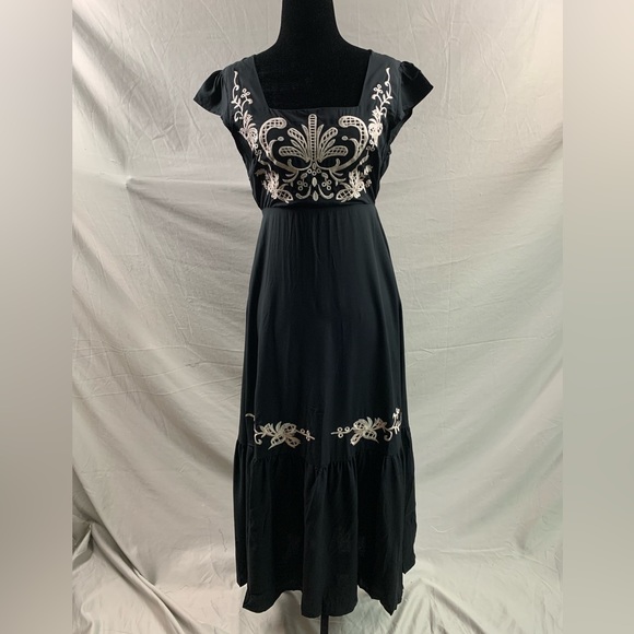 Boho Floral Embroidery Square Neck Ruffle Hem Dress - Picture 8 of 8